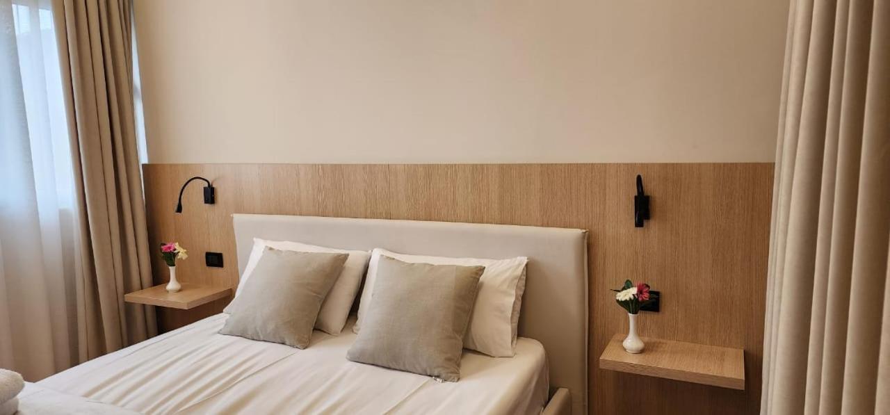 Signature Idea Hotel Tiranë Ngoại thất bức ảnh